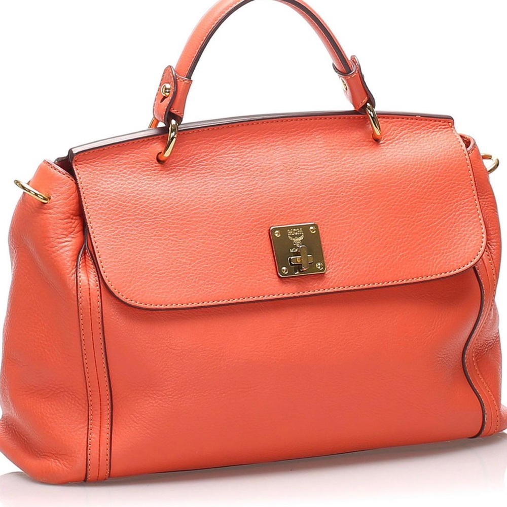 GORGEOUS EUC vintage MCM leather handbag. Absolutely stunning
